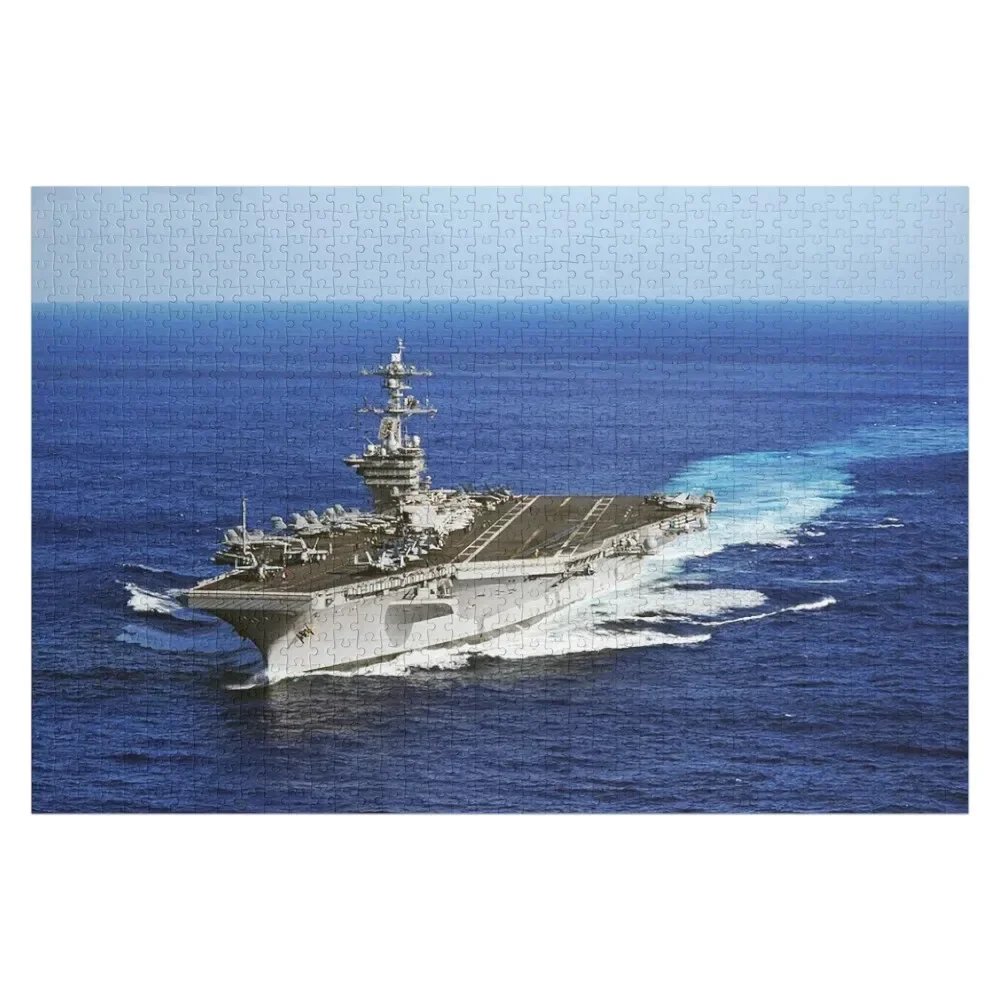 Uss carl vinson (cvn-70) корабльный