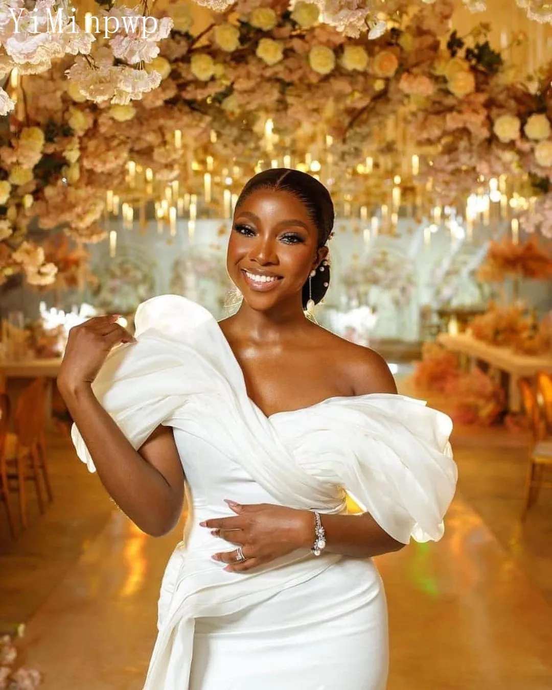 Африканские белые свадебные платья - Фотография_5