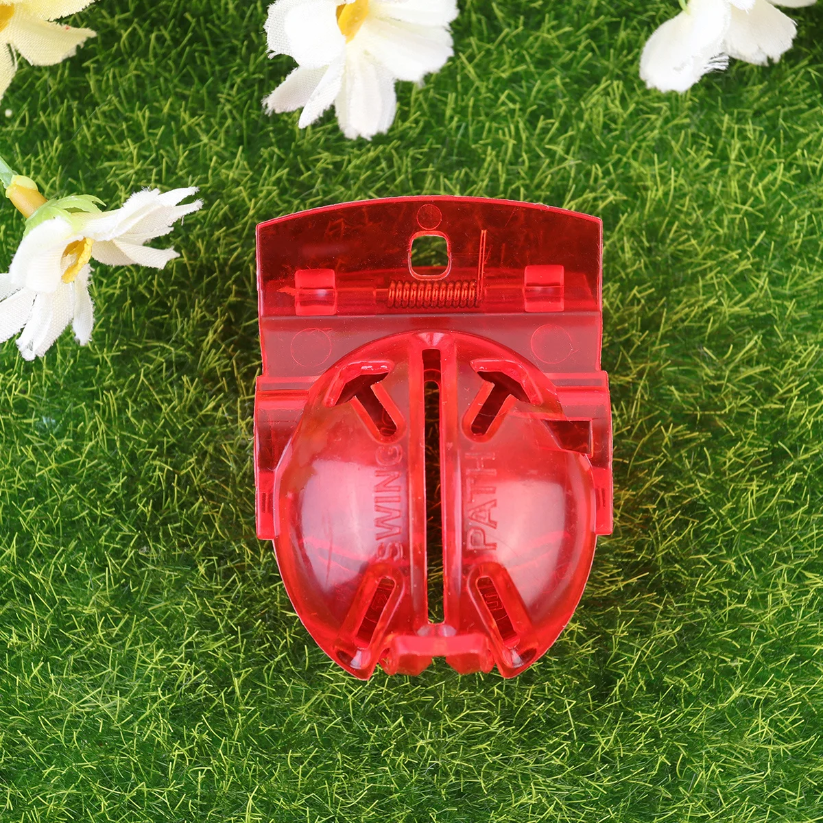 Инструмент для подкладки мяча для гольфа