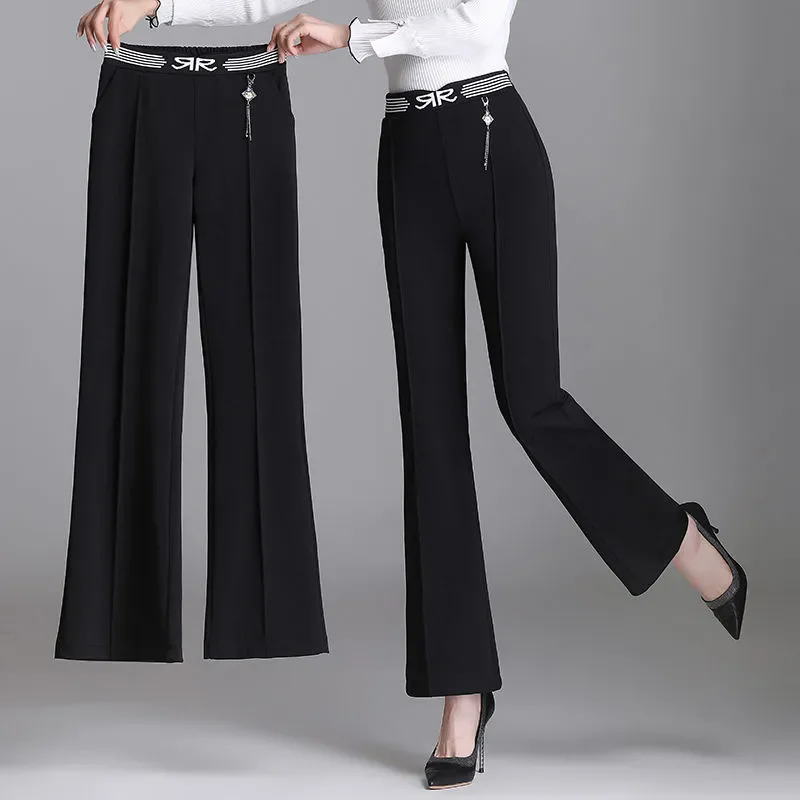 Женские однотонные серые облегающие расклешенные брюки - Фотография_4