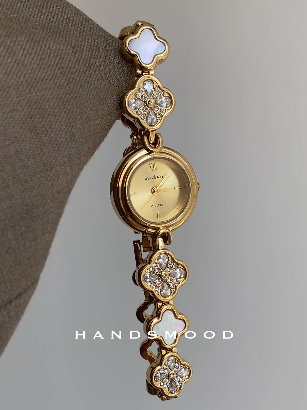 Французские изысканные модные темпераментные - Фотография_4