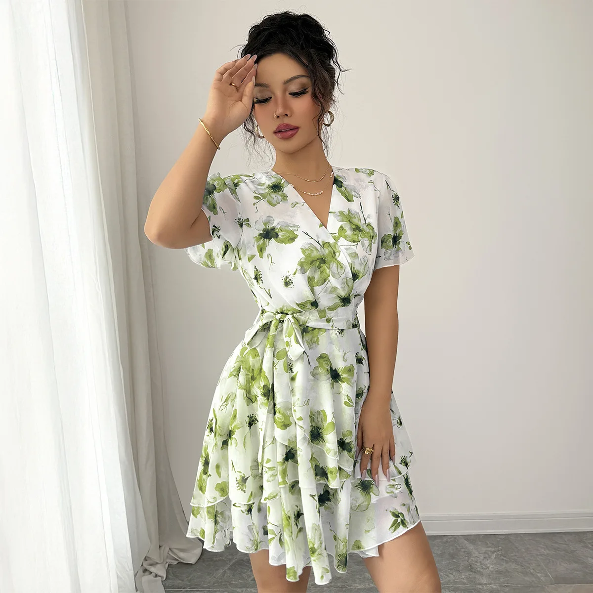 Платье с цветочным принтом - Фотография_3