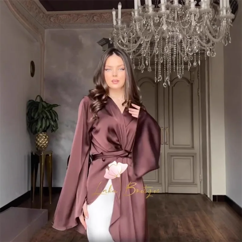 Коричневое атласное платье для выпускного вечера - Фотография_2