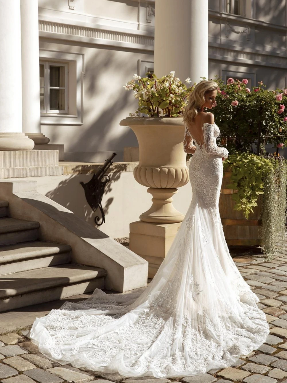 Халат невесты с открытыми плечами и длинными рукавами - Фотография_4