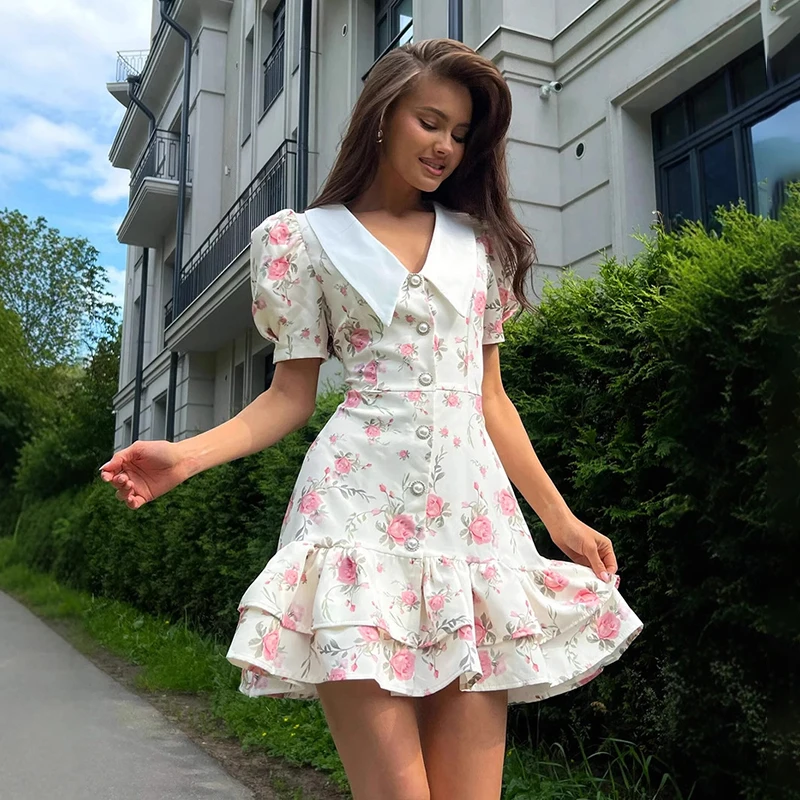 Платье с пышными рукавами и рюшами tornova