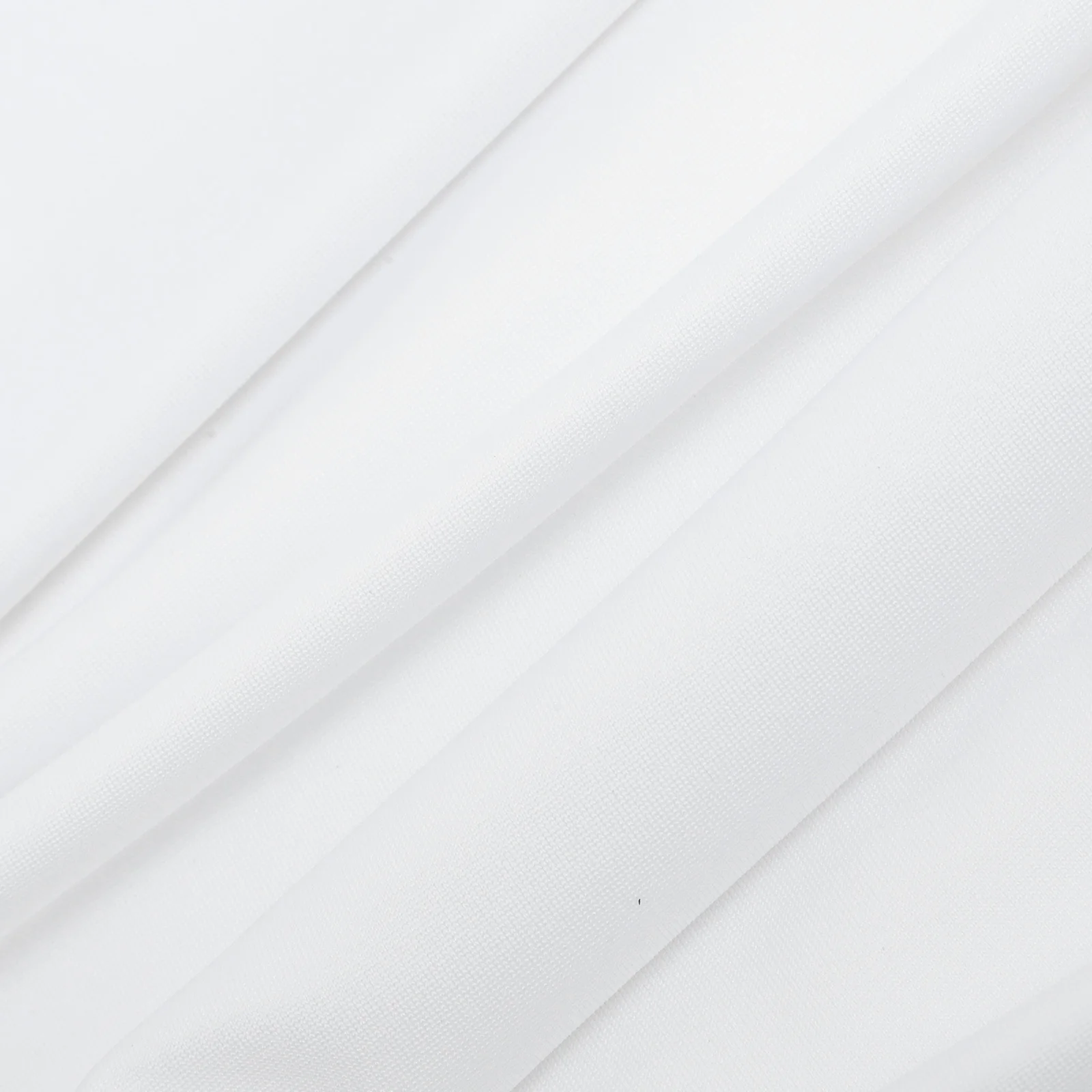 Эластичная скатерть с мягкой гладкой поверхностью