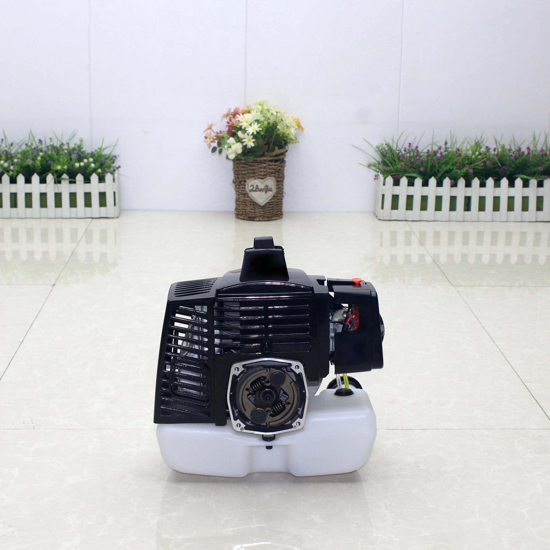 Бензиновый двигатель 48 - Фотография_3