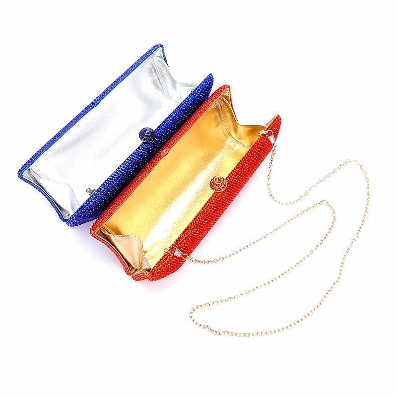 Женский вечерний клатч со сверкающими стразами и стрекозой - Фотография_3