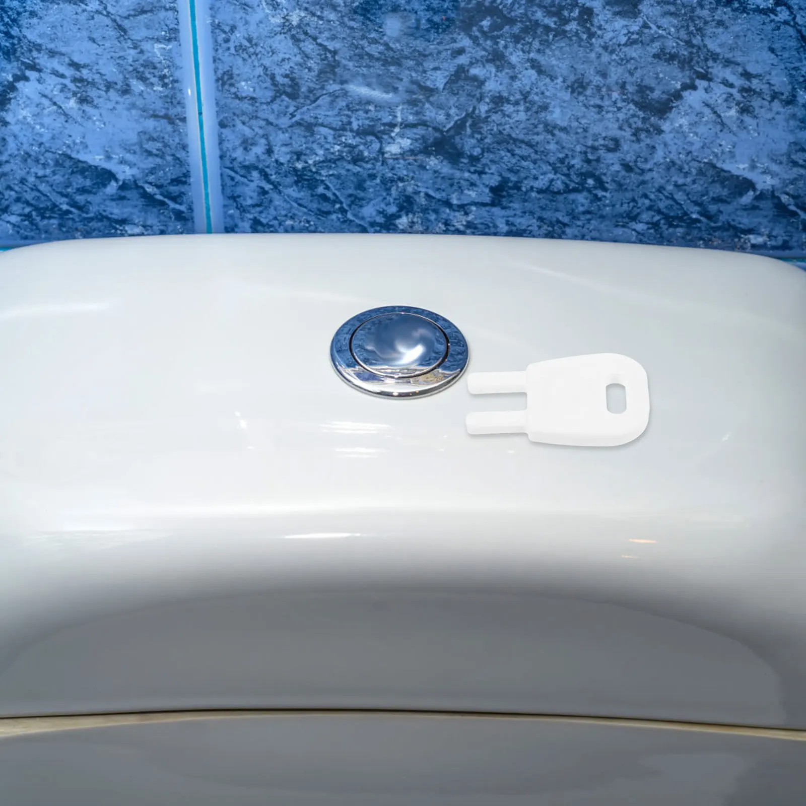 Стильный пластиковый диспенсер для туалетной бумаги - Фотография_2