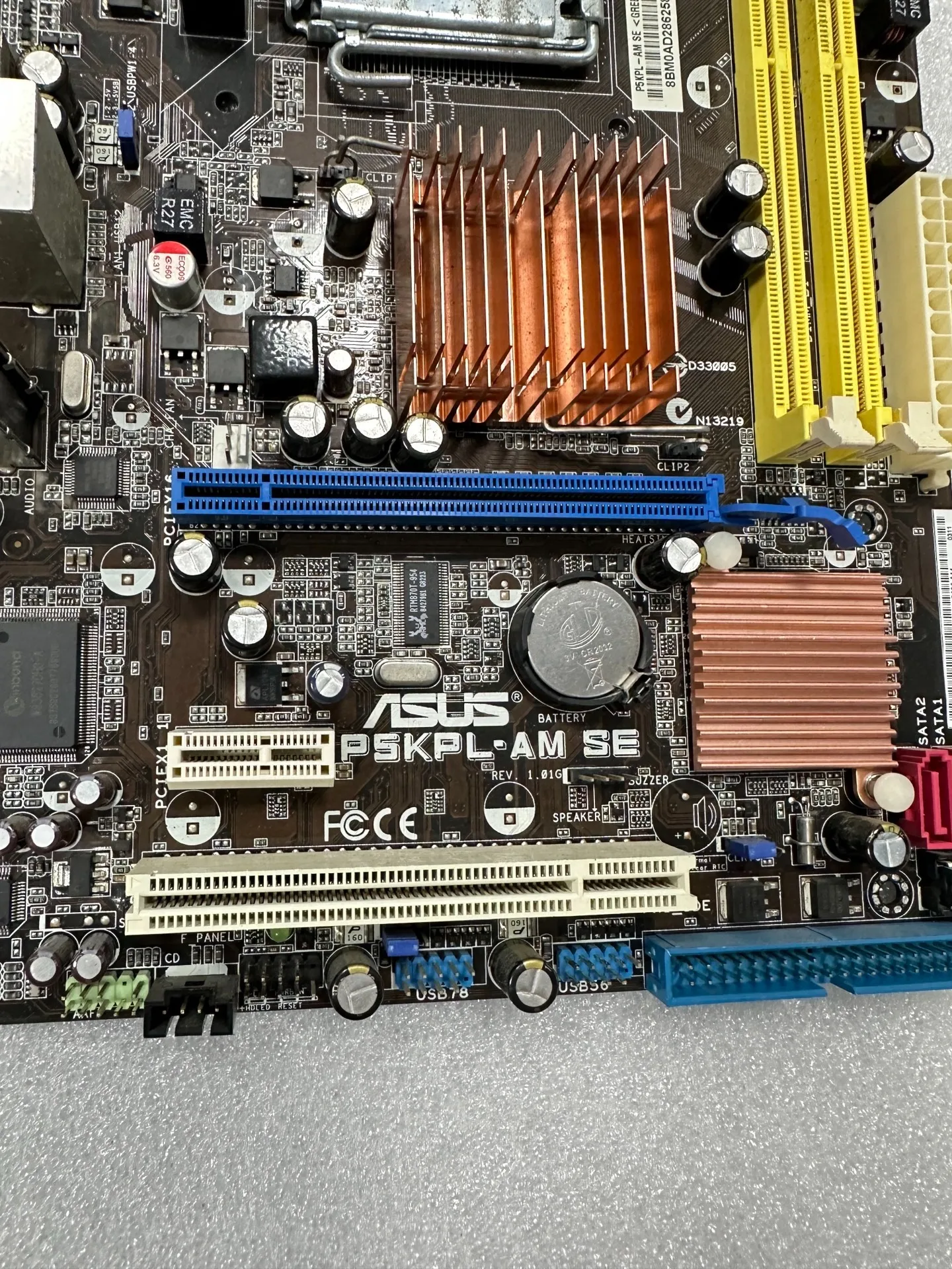 Известные бренды — материнская плата h61u - Фотография_3