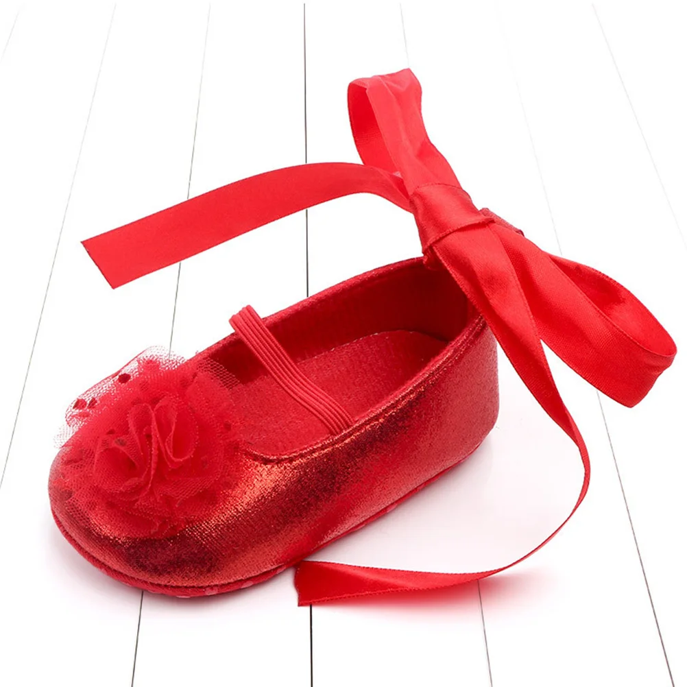 Красная детская обувь - Фотография_4