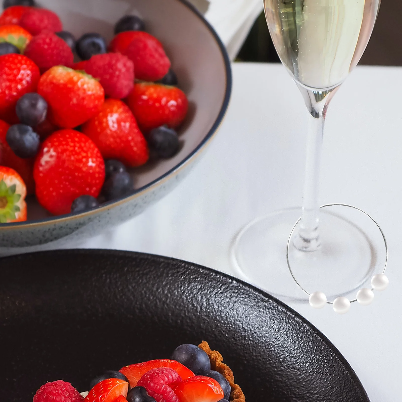 Круглые серьги-кольца разных размеров - Фотография_4