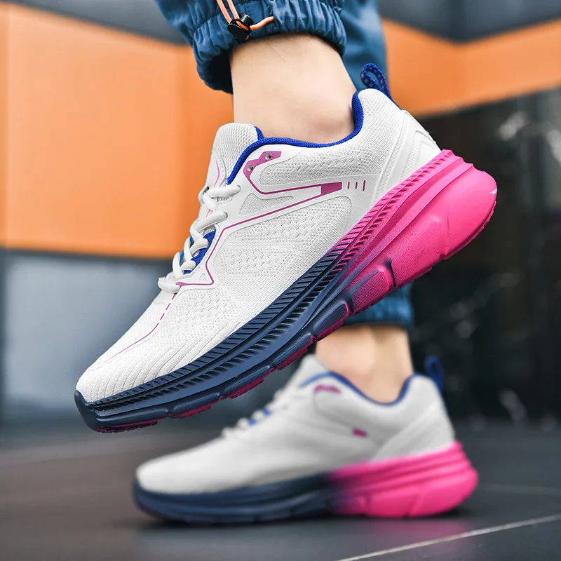 Повседневные кроссовки lover run