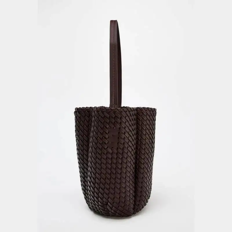 Сумка woven effect bucket - Фотография_3