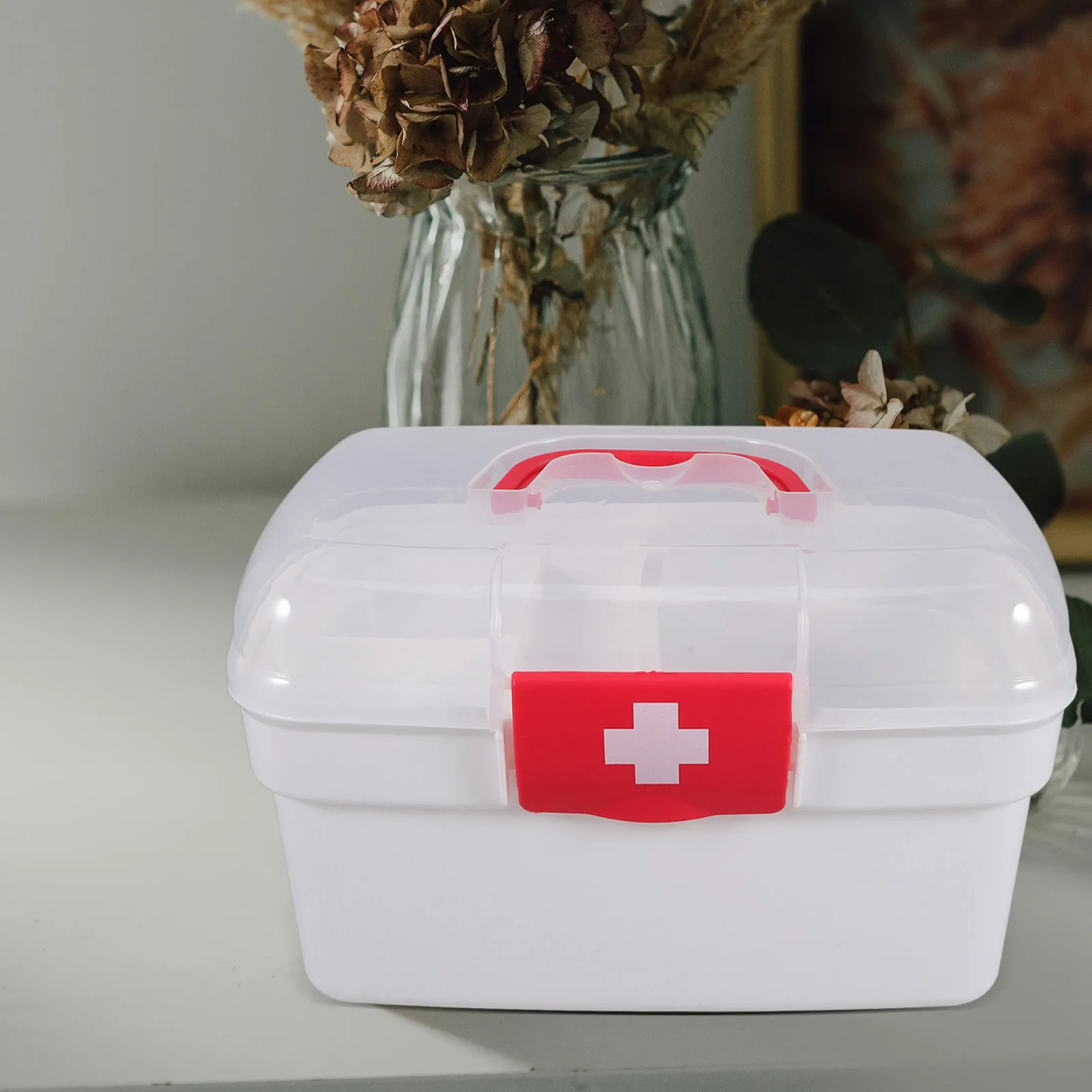 Портативный ящик для хранения лекарств