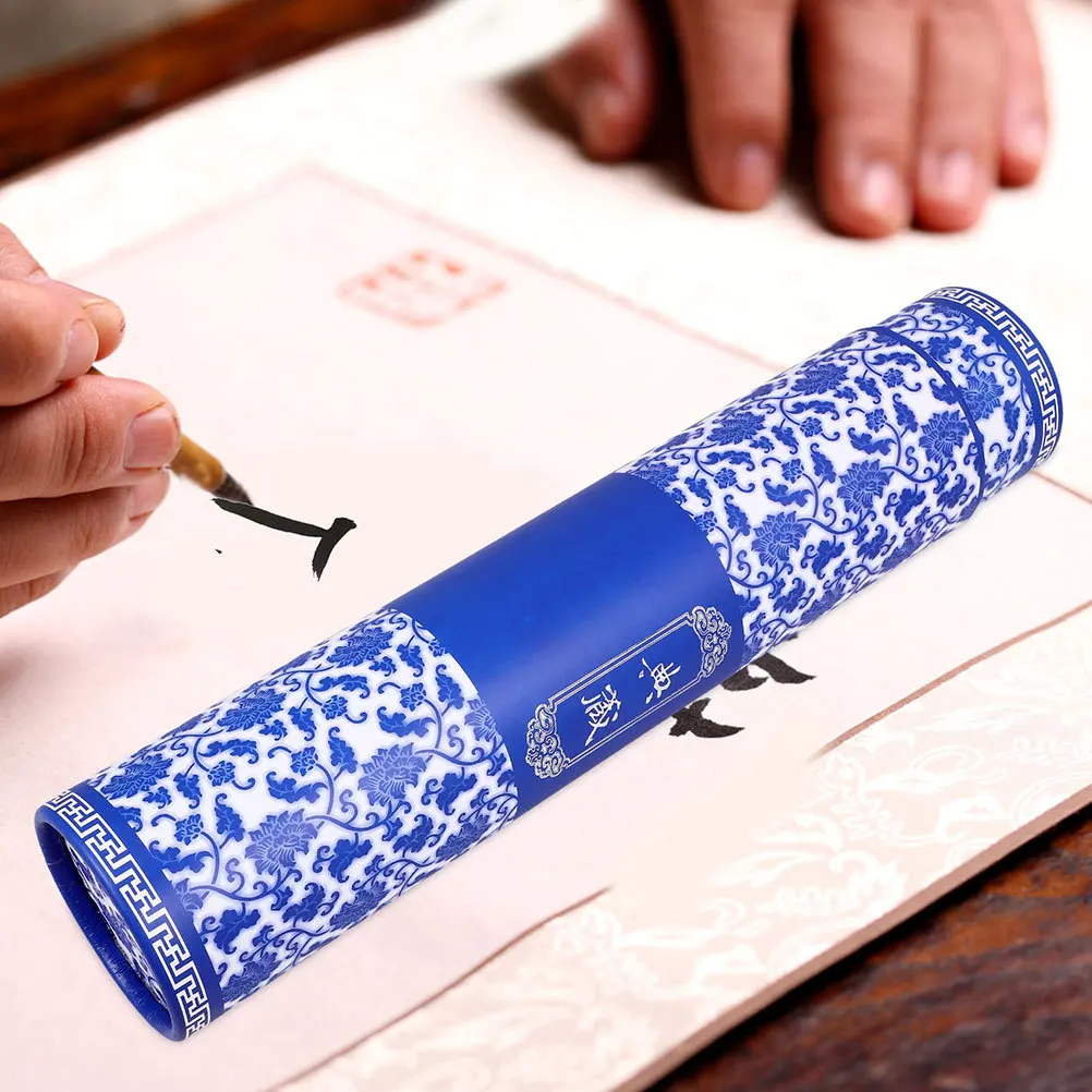 Сине-белая фарфоровая трубка для хранения произведений искусства