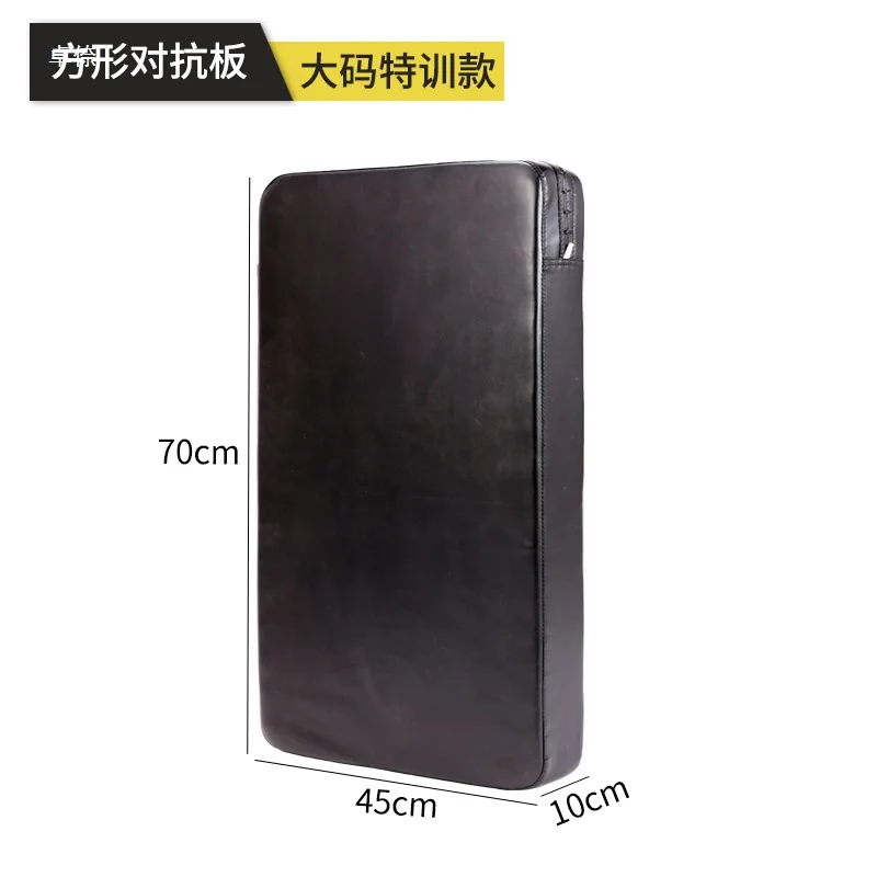 Баскетбольная доска против тренировочного оборудования - Фотография_5