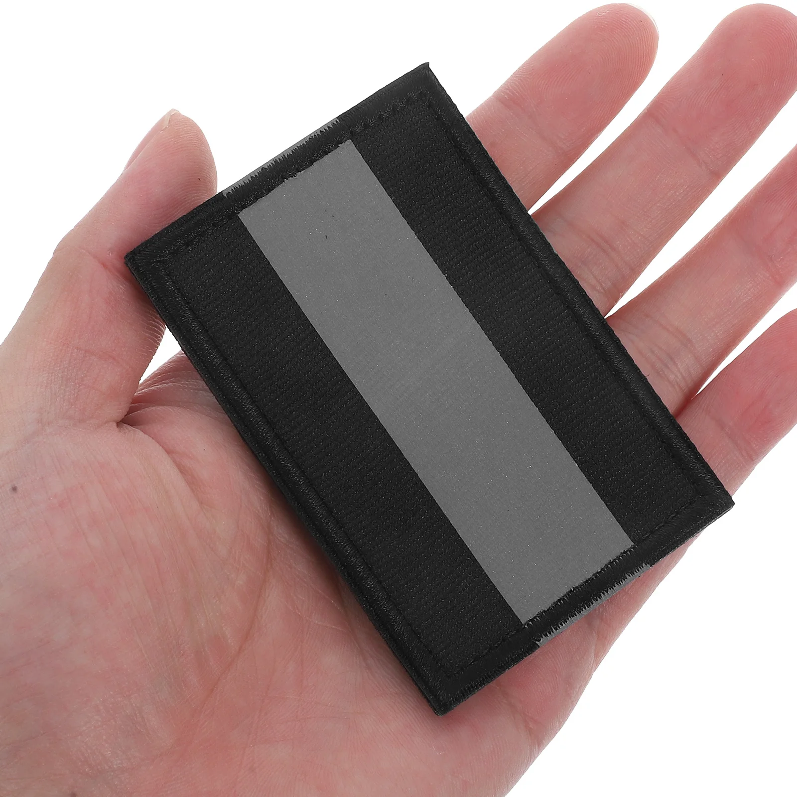 Светоотражающие нашивки с крючками и петлями - Фотография_3