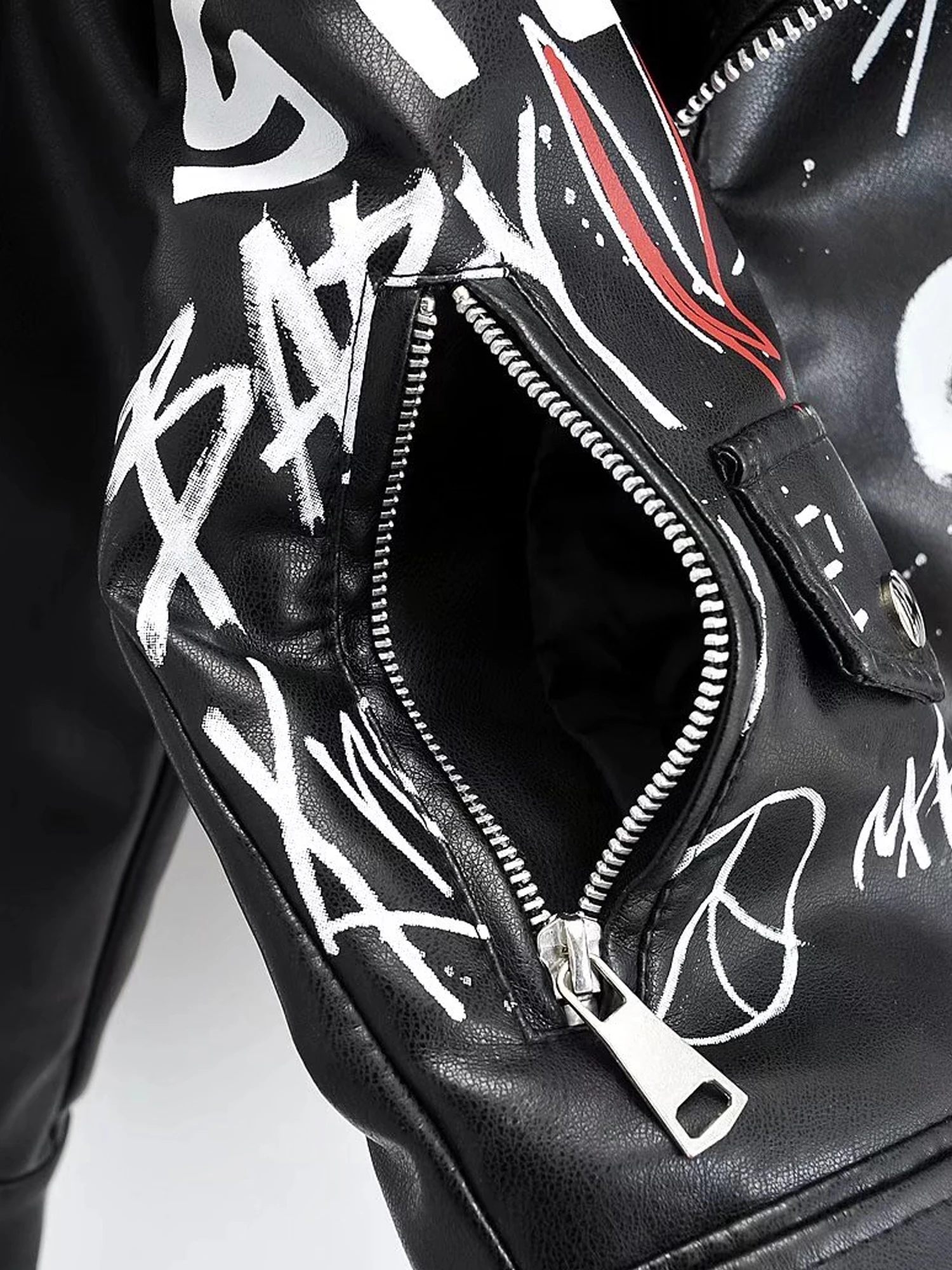 Женские осенне-зимние куртки из искусственной мягкой кожи - Фотография_6