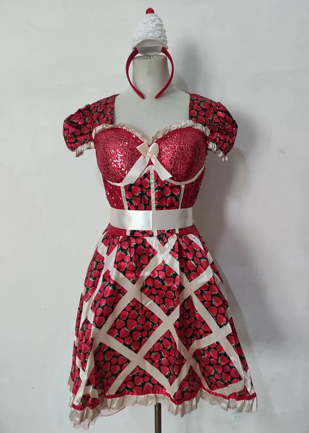 Хэллоуин алиса в стране чудес королева - Фотография_4