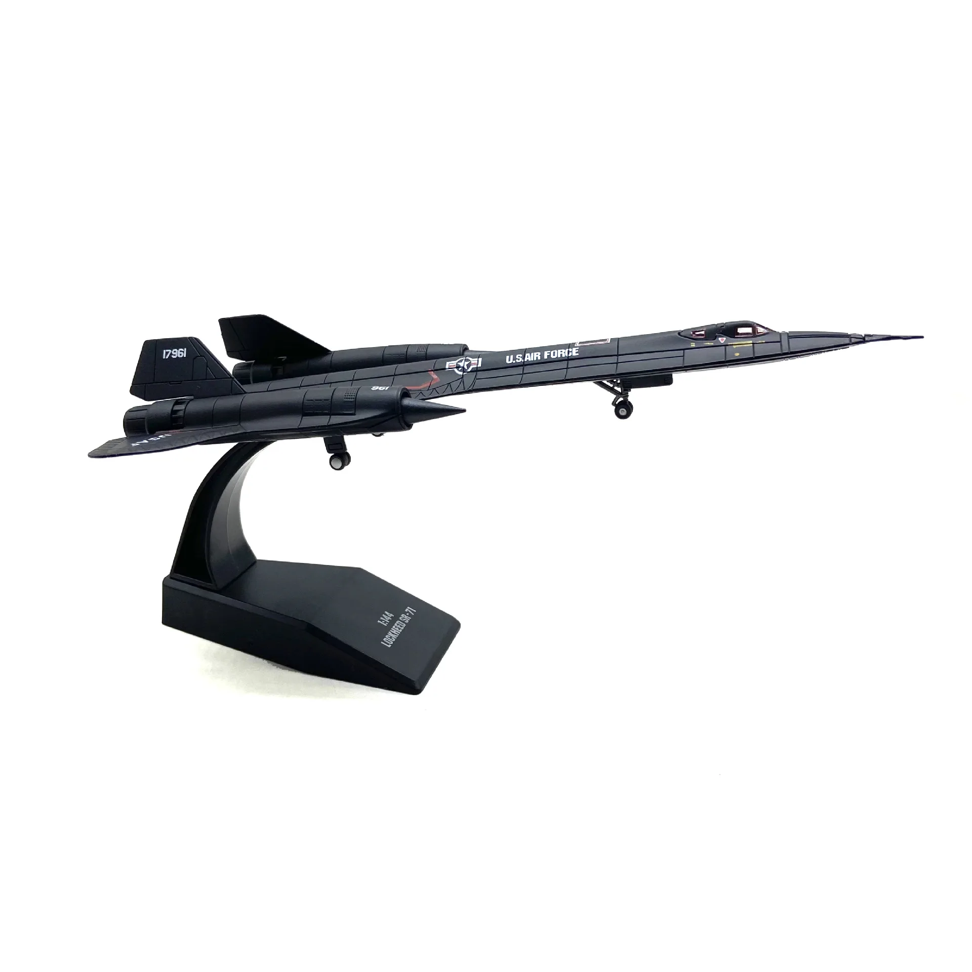 1:144 сша ввс св-71 blackbird - Фотография_3