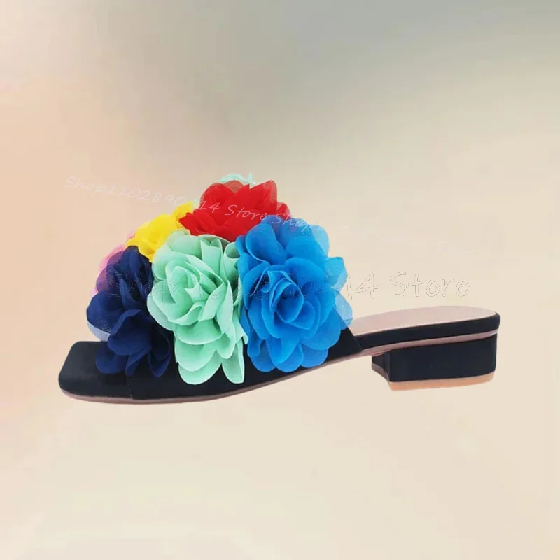 Красочные декорированные аппликации