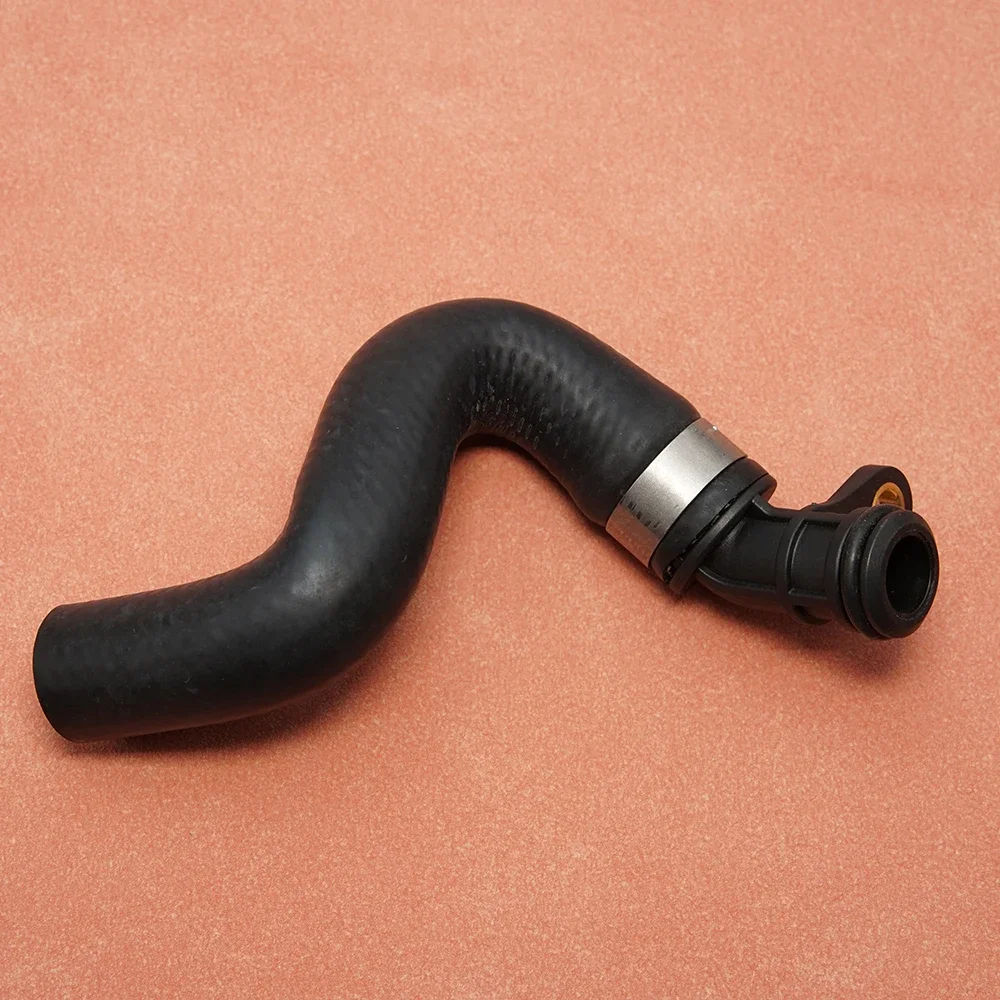 30713530 lr001442 верхний шланг