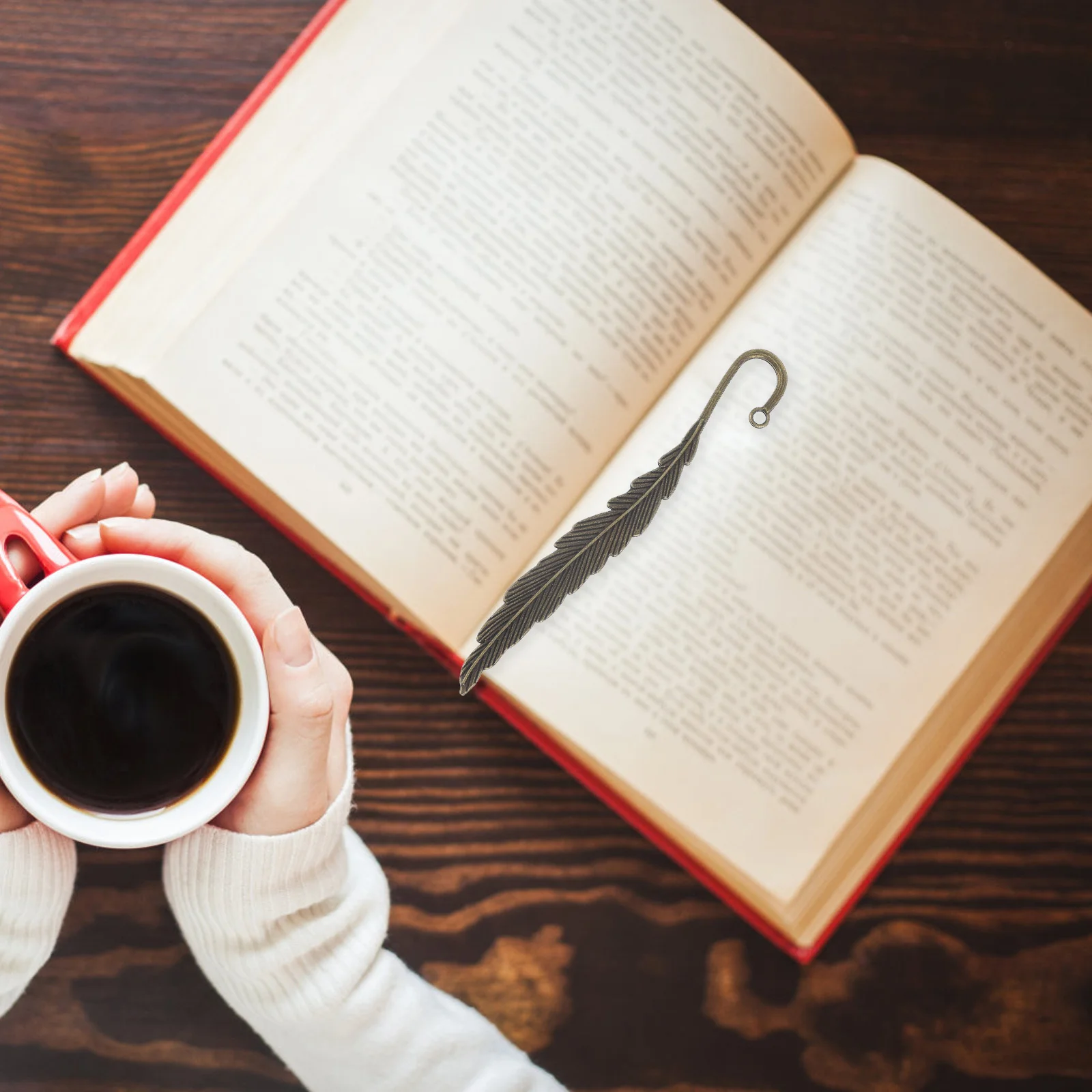 Металлические закладки в стиле ретро