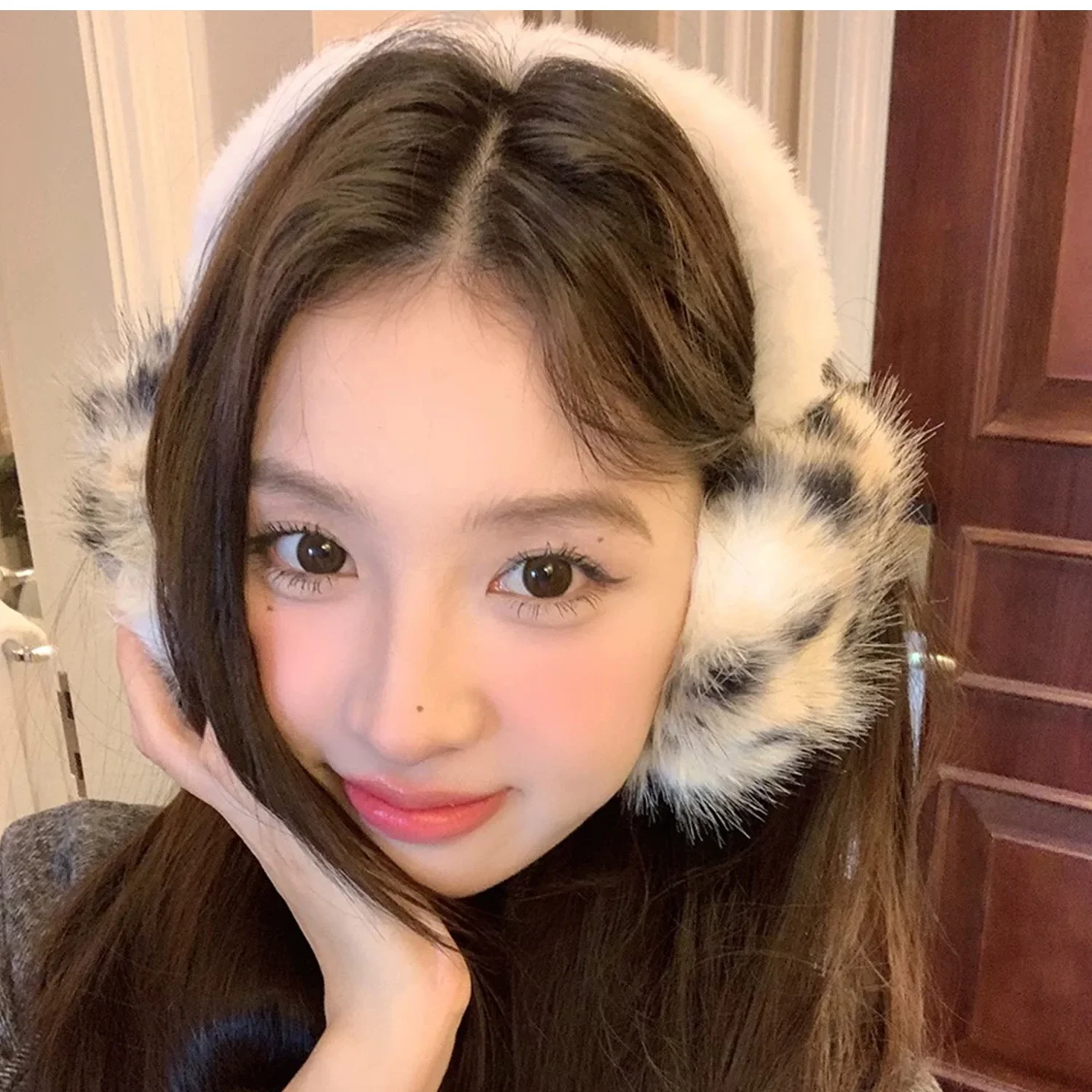 Зимние леопардовые наушники из искусственного меха для женщин - Фотография_6