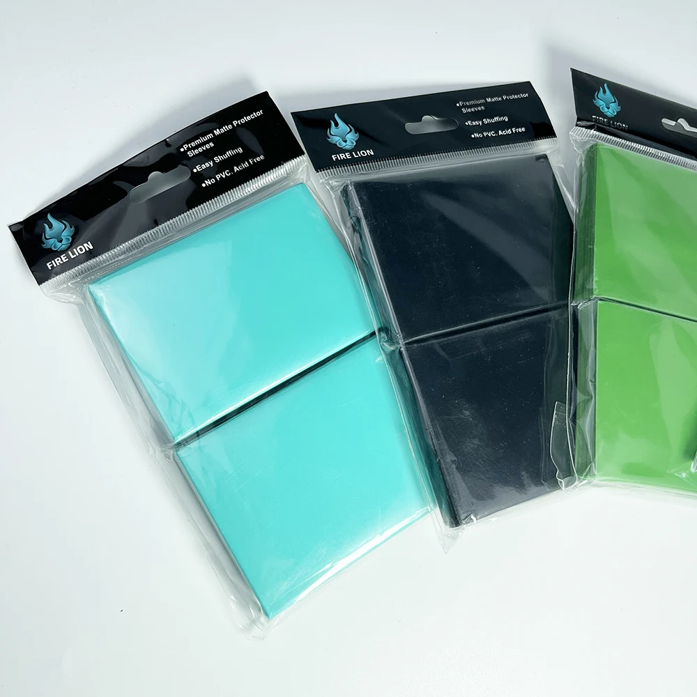 Однотонные матовые рукава для торговых карточек с верхней загрузкой - Фотография_4