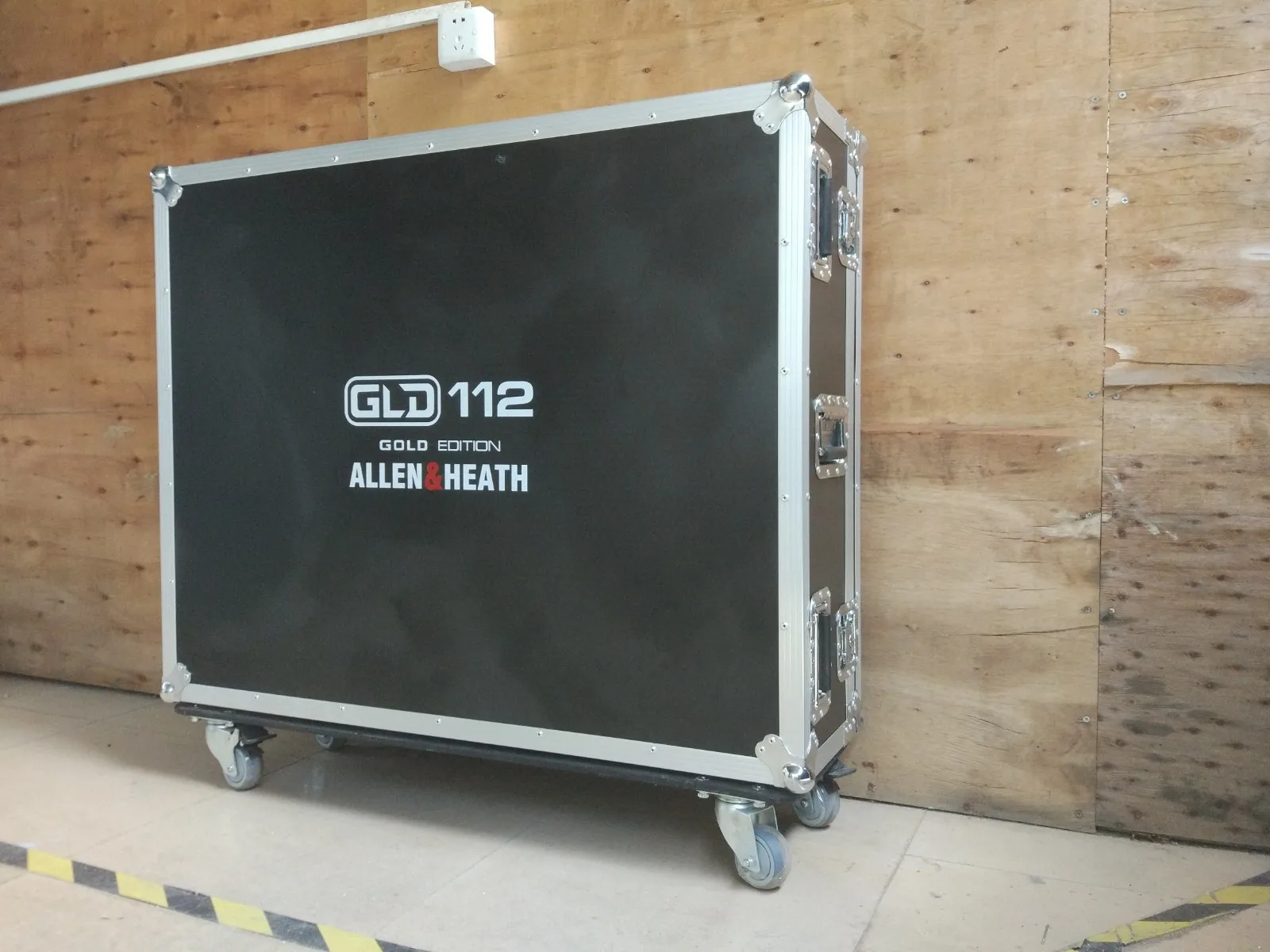 Микшерная консоль allen heath allen gld112