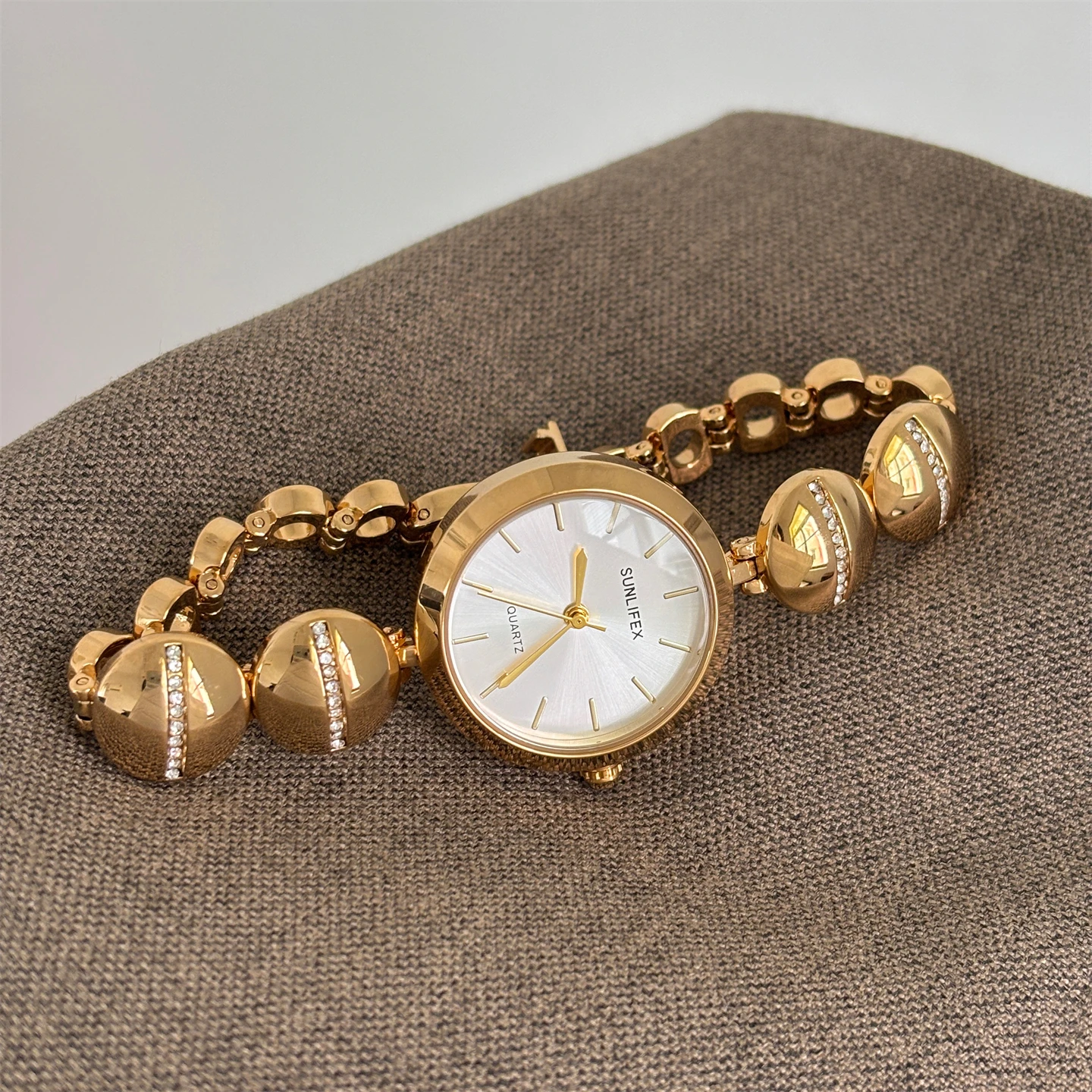 Темпераментные часы