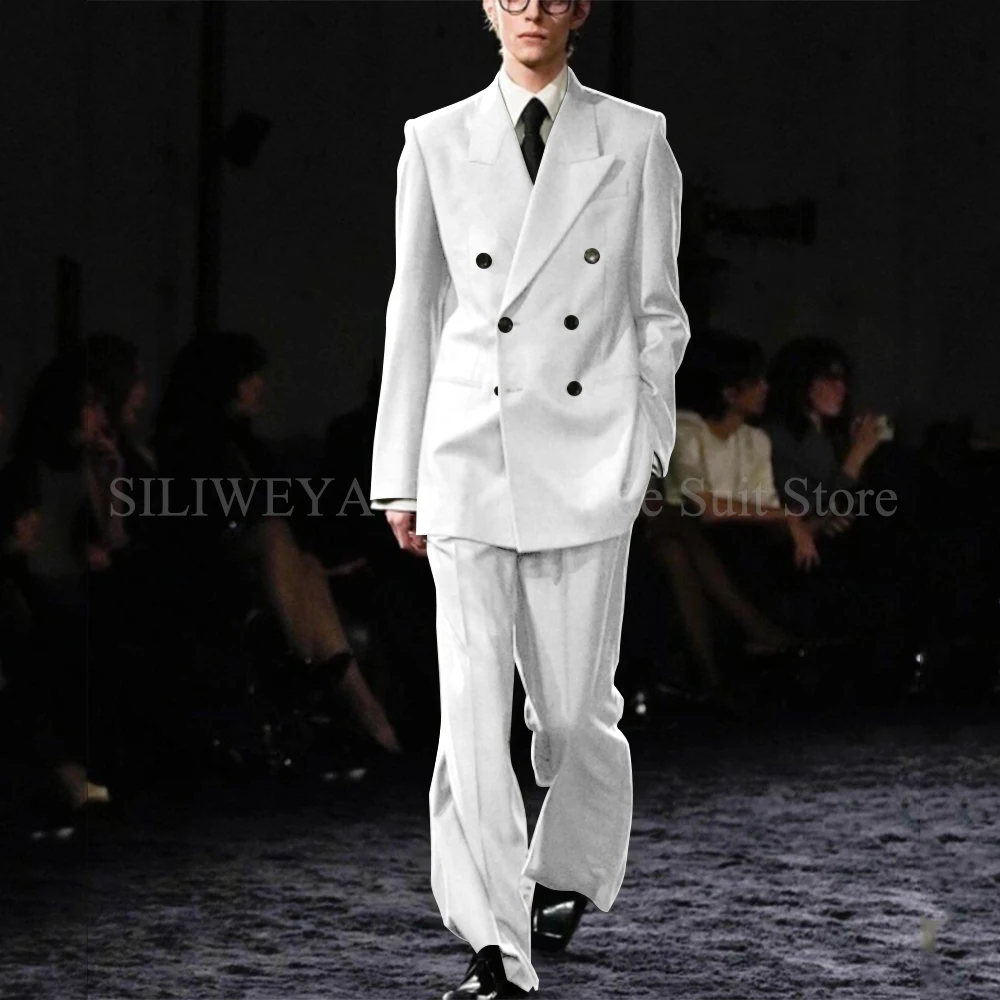 Умный повседневный серый костюм для мужчин - Фотография_4