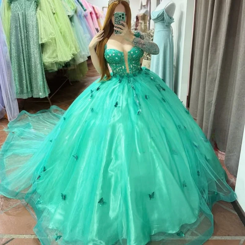 Изумрудно-зеленые платья quinceanera
