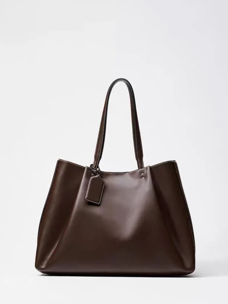 Модные женские большие сумки с рюшами - Фотография_5