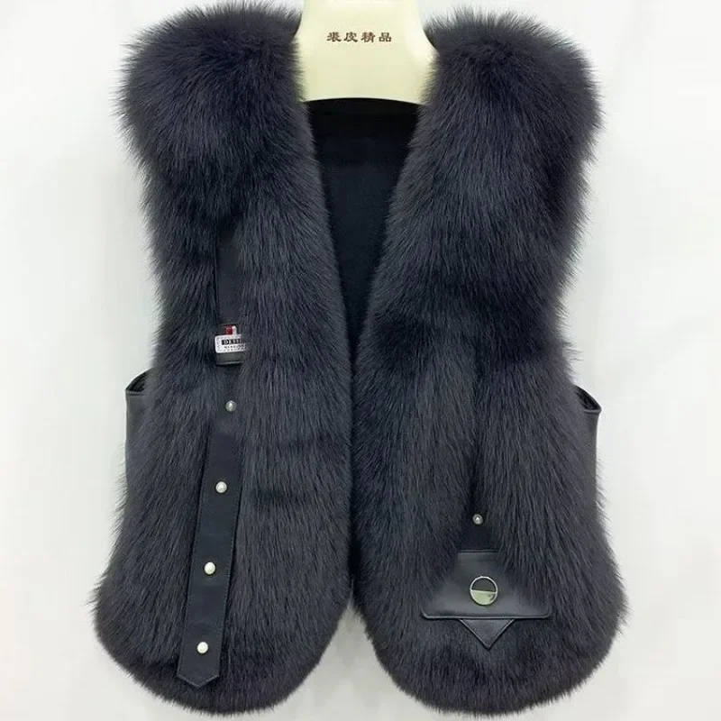 Женское пальто из искусственного меха - Фотография_5