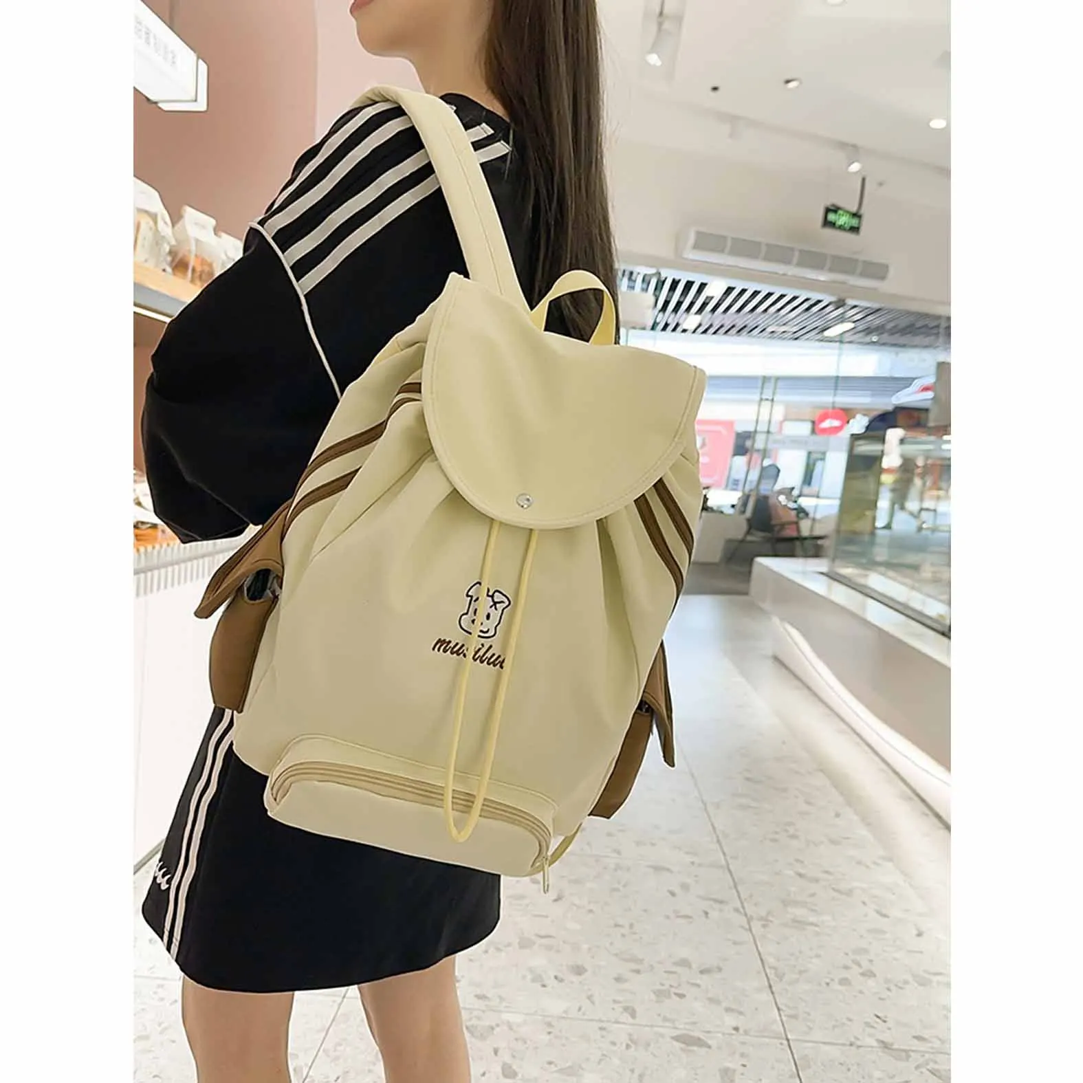 Карманный рюкзак с милой собакой на шнурке - Фотография_4