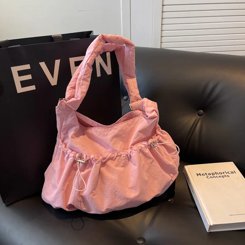 Женская красивая сумка