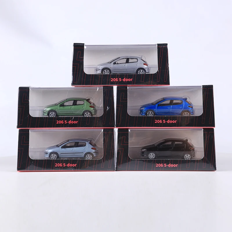 Модель автомобиля из сплава shadow 1:64 206 - Фотография_6