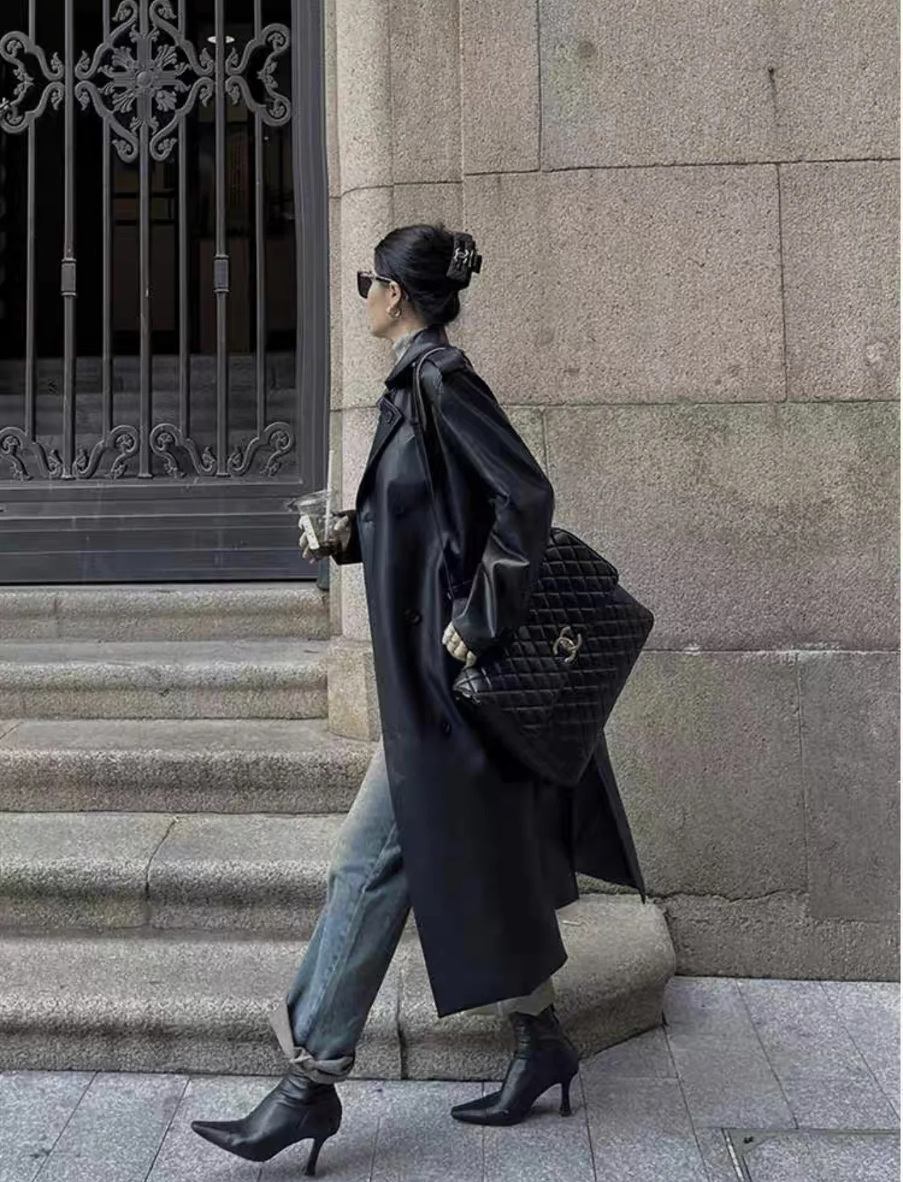 Женские пальто из искусственной кожи с отложным воротником - Фотография_4