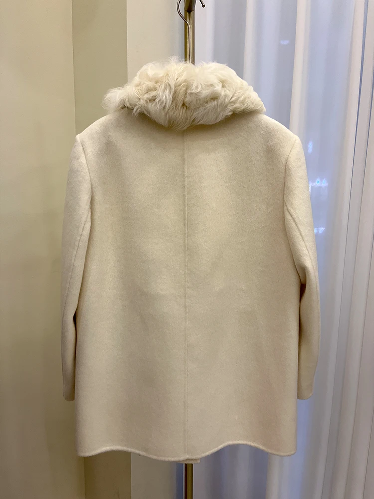 Осенне-зимняя куртка из натурального меха и шерсти - Фотография_3