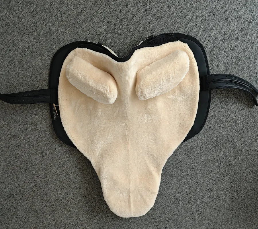 Подушечка для седла для лошади из овечьей шерсти - Фотография_3