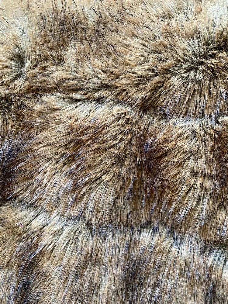 Новая осенне-зимняя шуба из искусственного меха - Фотография_6