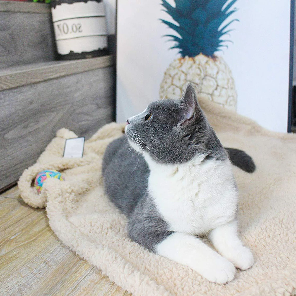 M бежевое одеяло для собак