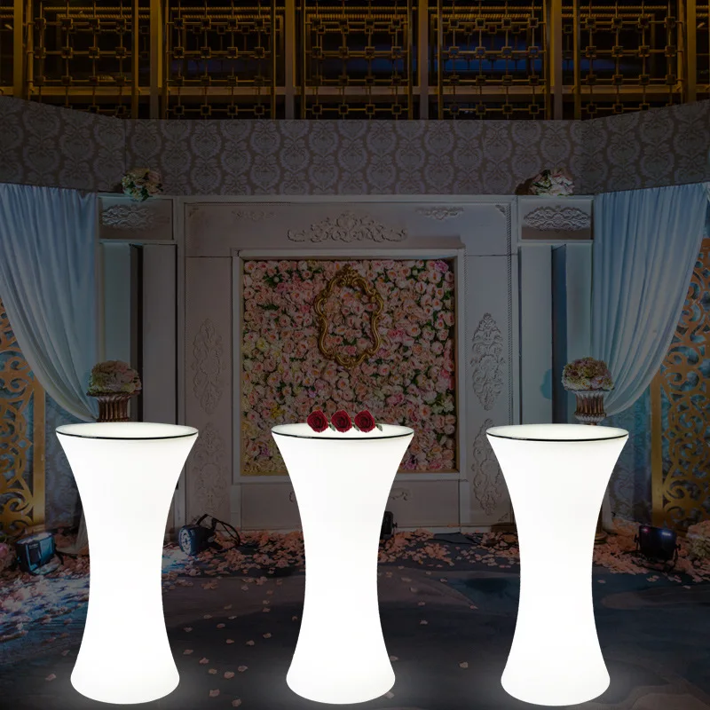 Барный стол со светодиодной подсветкой - Фотография_5