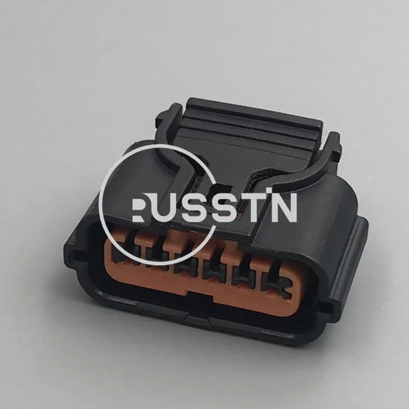 Автомобильный pdc разъем