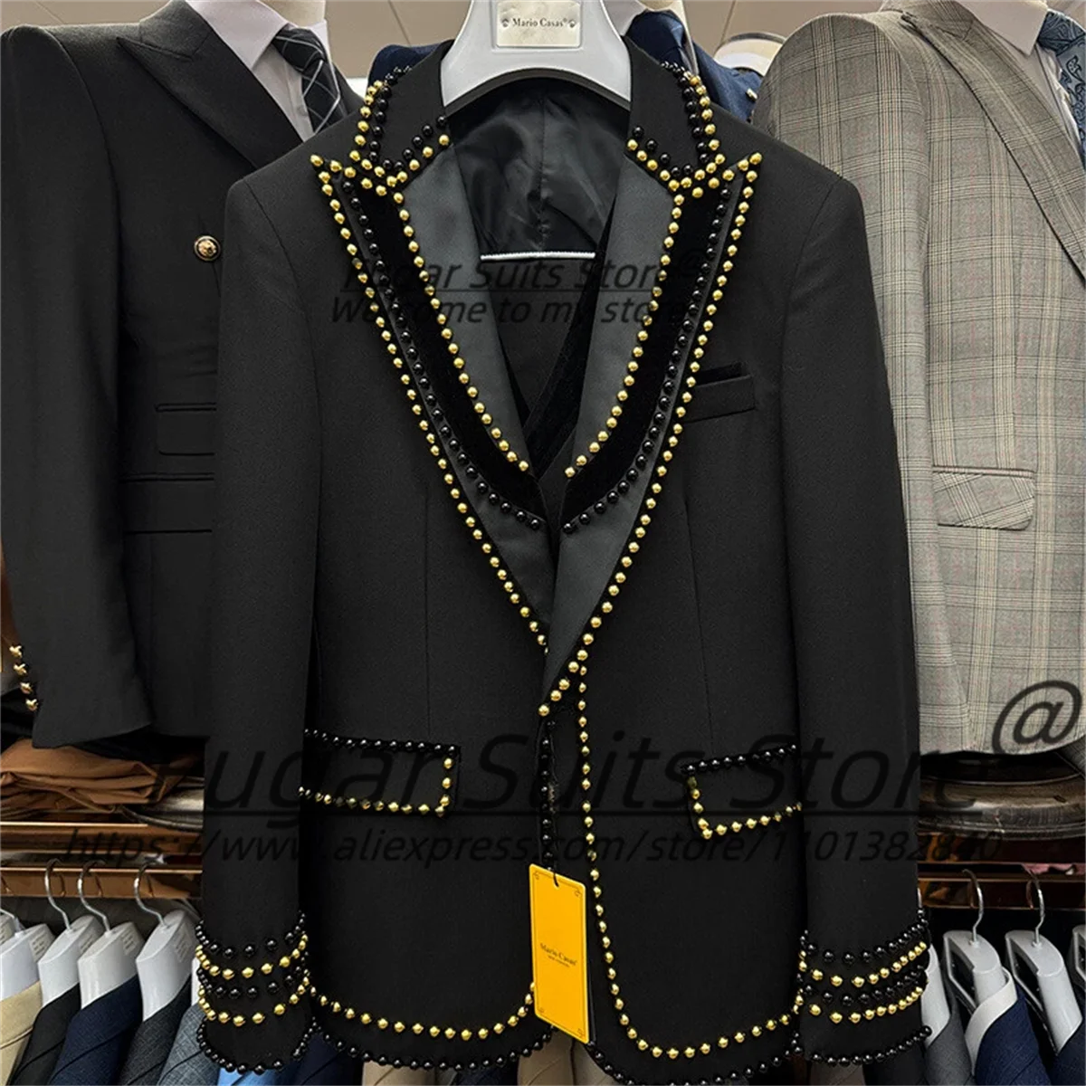 Формальные мужские костюмы с золотым - Фотография_4