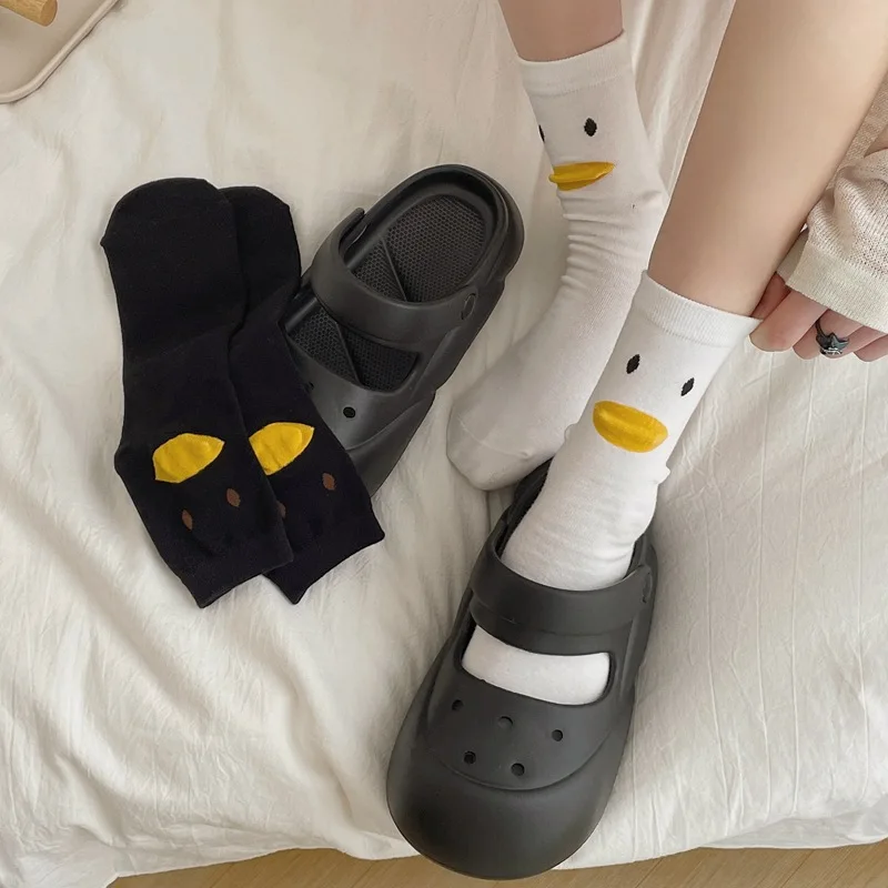 Женские дневные милые трехмерные носки желтой утки - Фотография_2