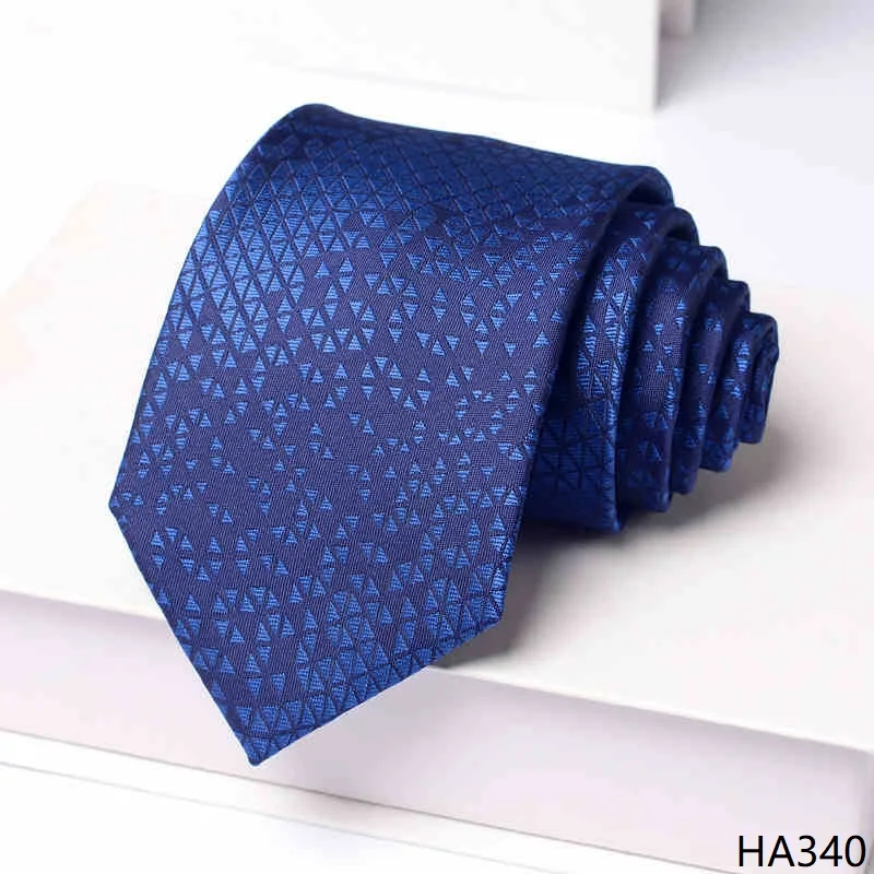 Высококачественный синий треугольный градиентный галстук