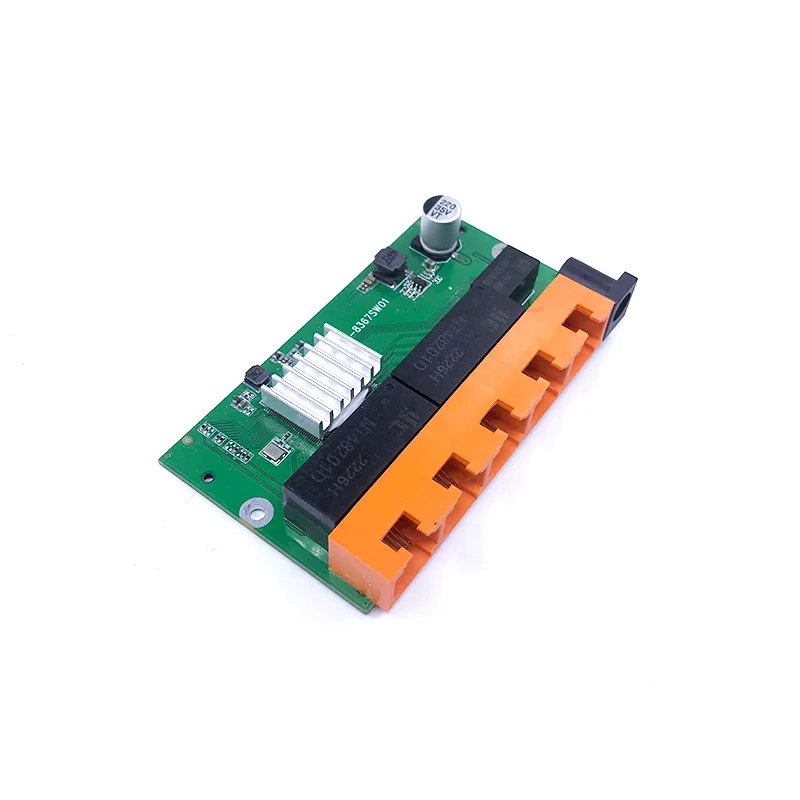 Портов гигабитный коммутатор настольный - Фотография_6